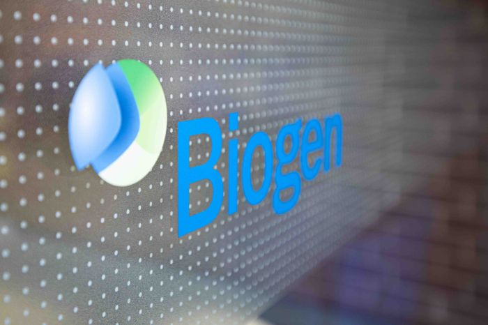 После увольнений Biogen заключила сделку на 1 млрд долларов по препаратам от болезней ЦНС