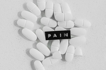 FDA одобрило первый за 20 лет неопиоидный обезболивающий препара